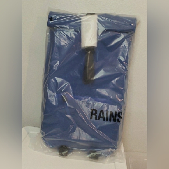 NIP RAINS Rolltop Rucksack Backpack - Picture 4 of 8